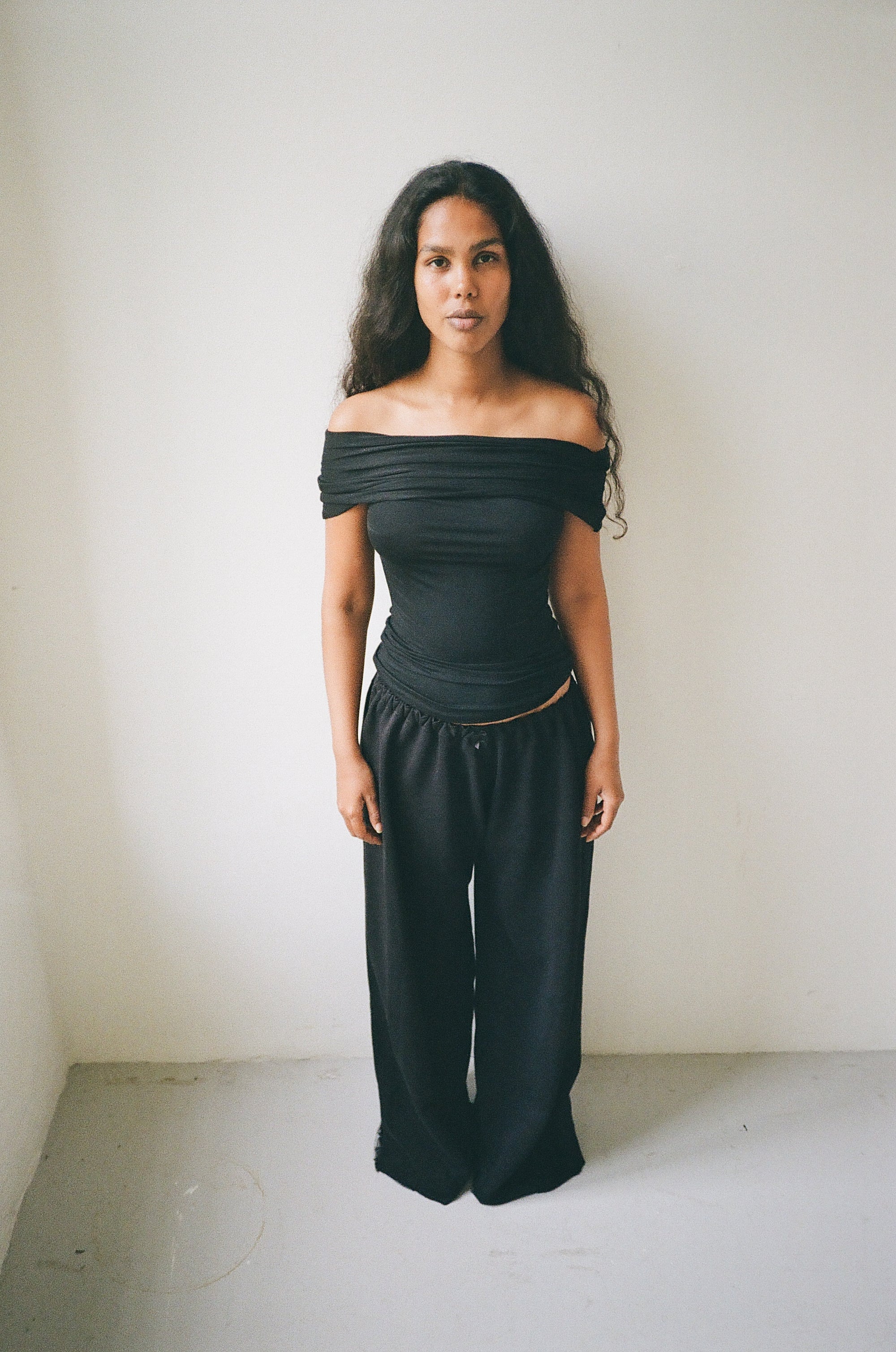 Off shoulder top in viscose, black