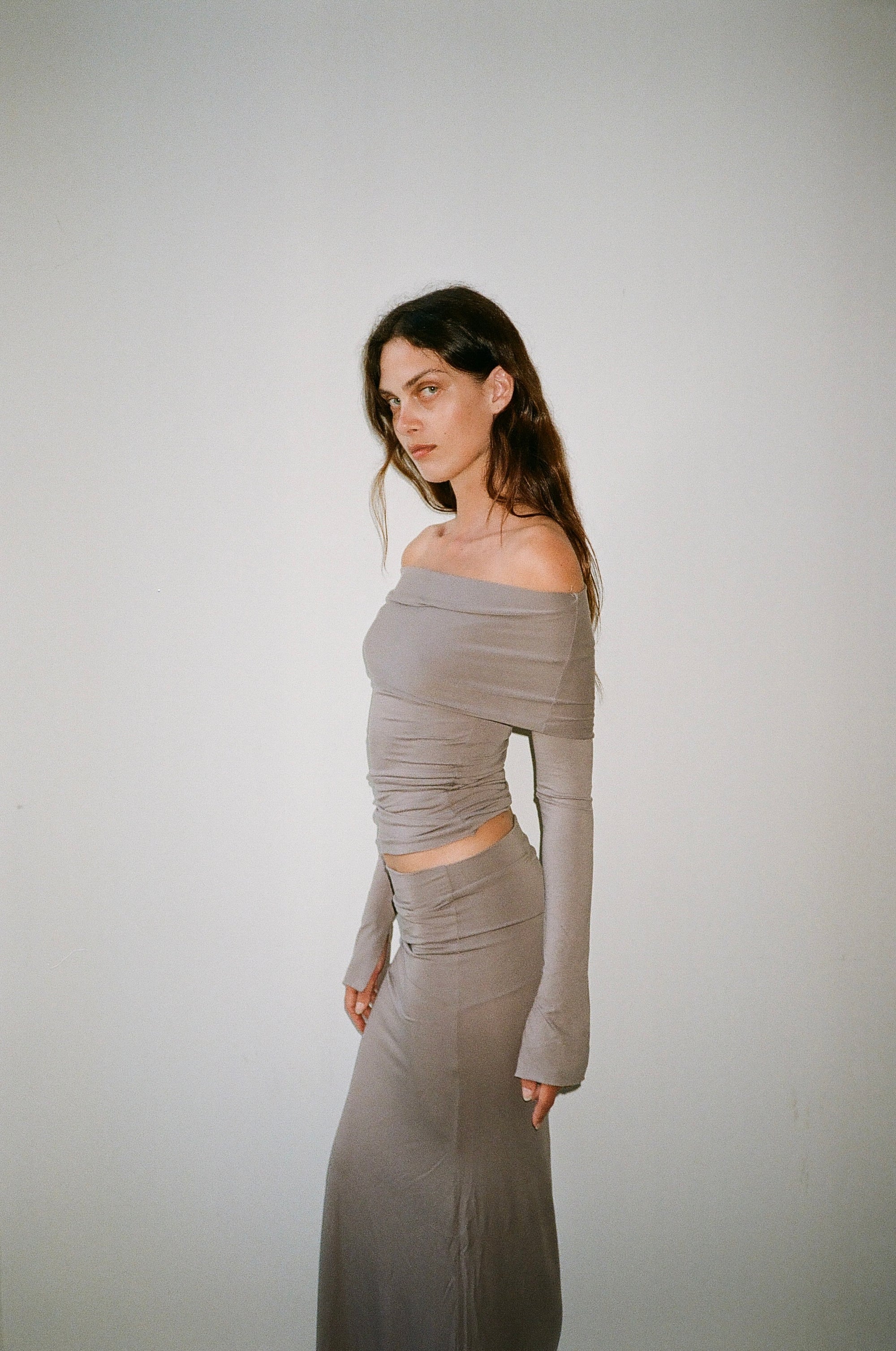 Long sleeved off shoulder top in mud