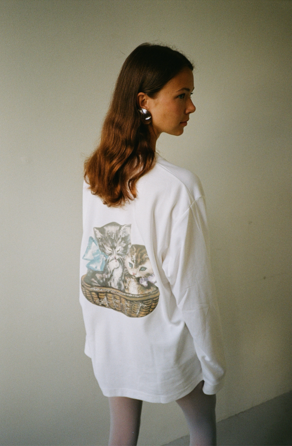 Oversized fit long sleeve cat t-shirt in cotton blend, white