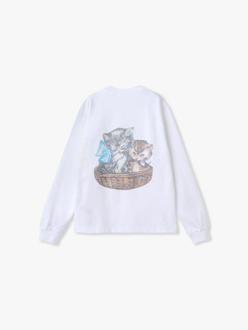 Oversized fit long sleeve cat t-shirt in cotton blend, white