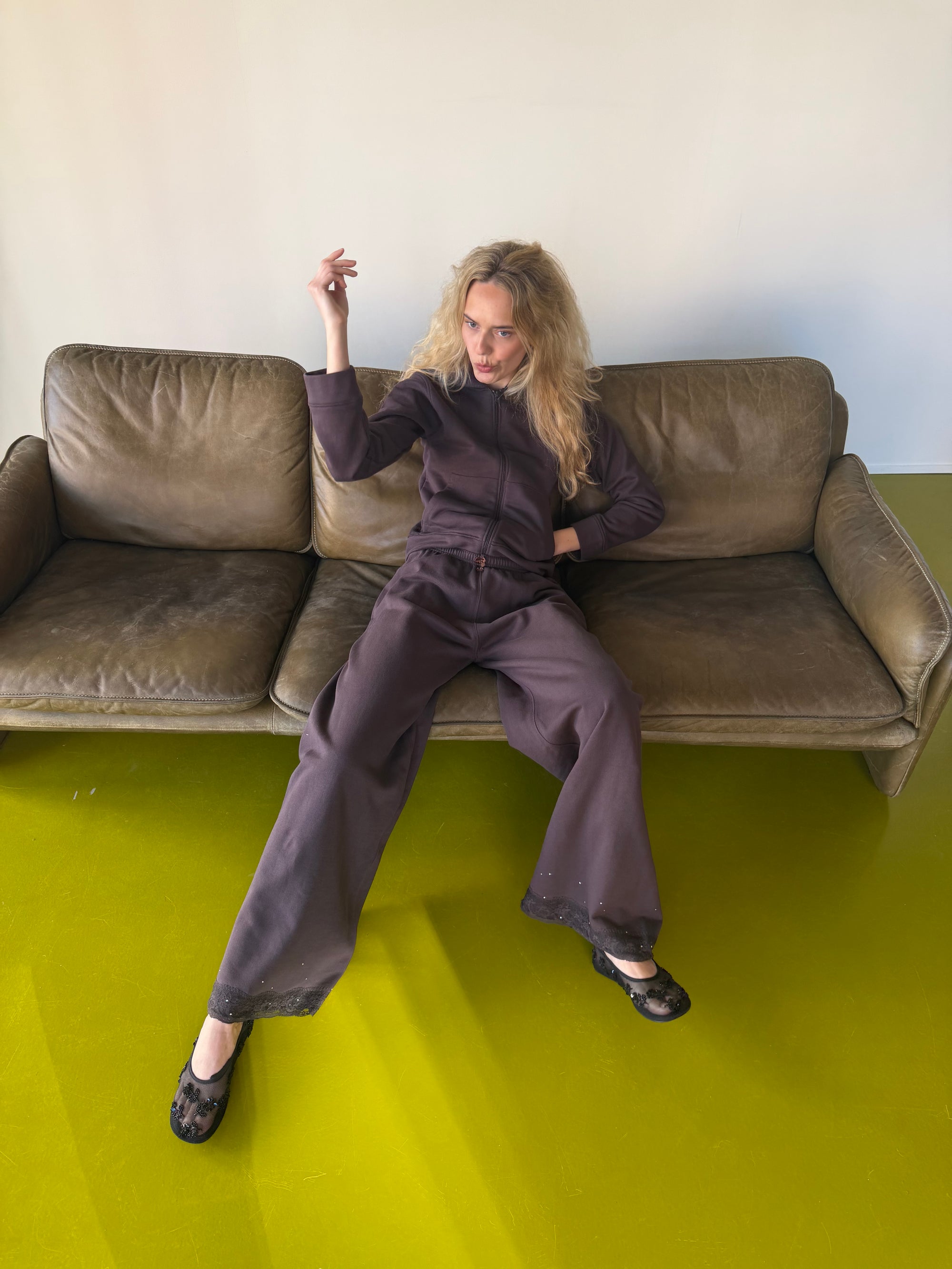 Lace Sweatpants in Cotton, Cocoa Brown