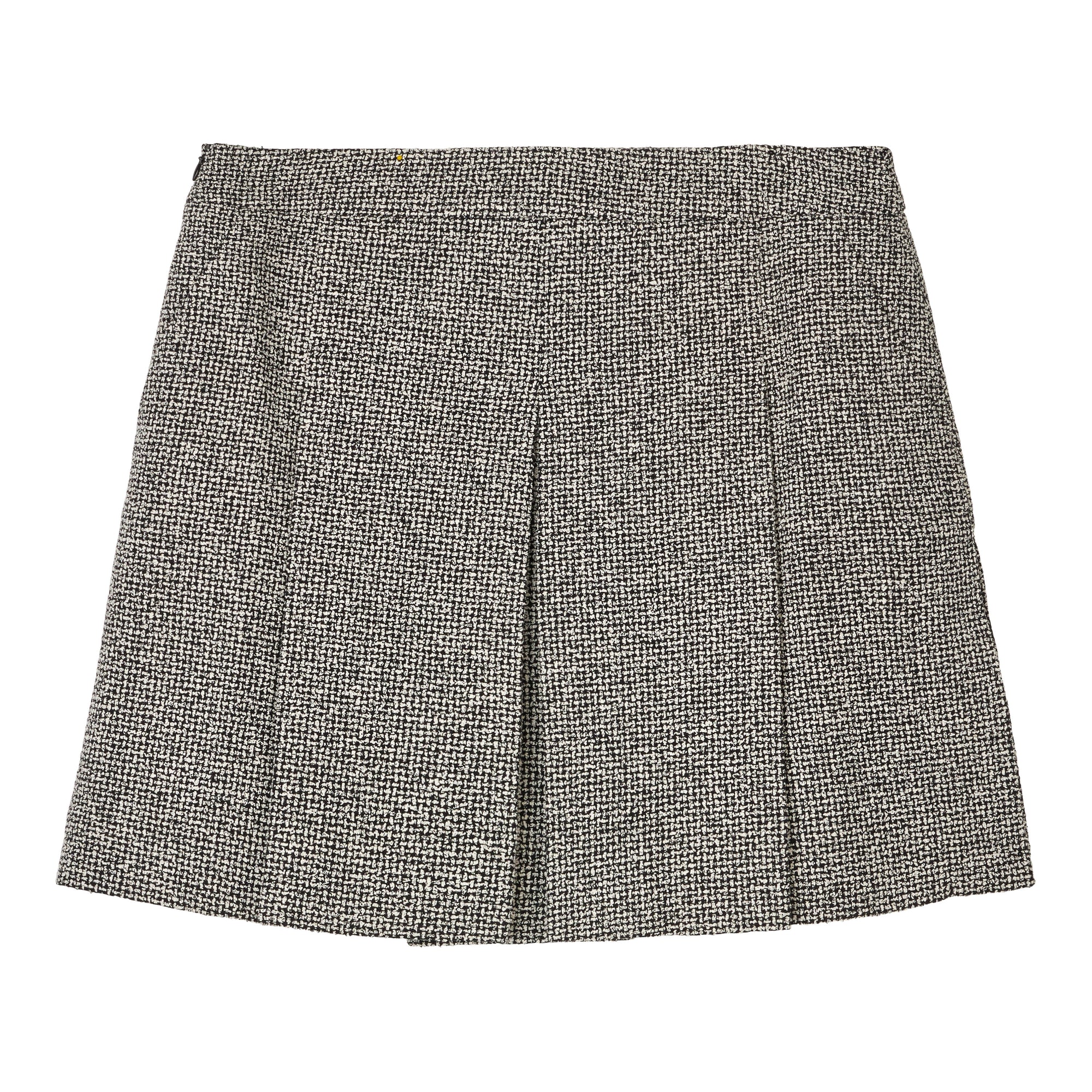 Knee-lenght pleated skirt in black white checked bouclé wool blend
