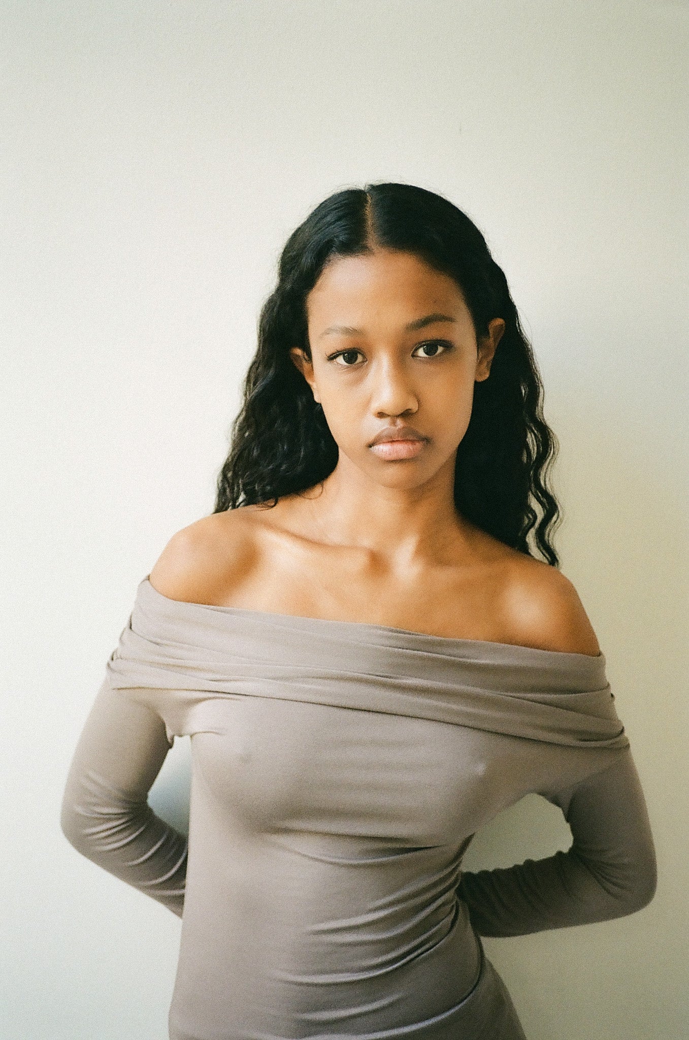 Long sleeved off shoulder top in mud